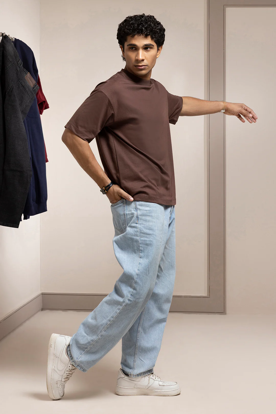 Basic Oversized T-Shirt - D004 - Image 5