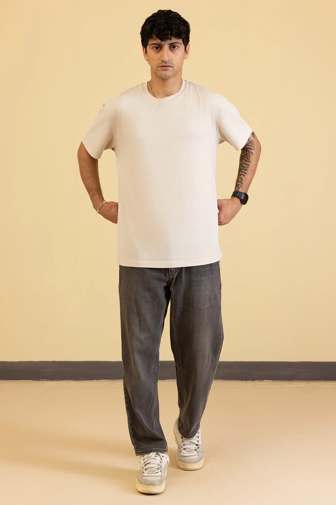 Basic T-Shirt - Regular - Image 44