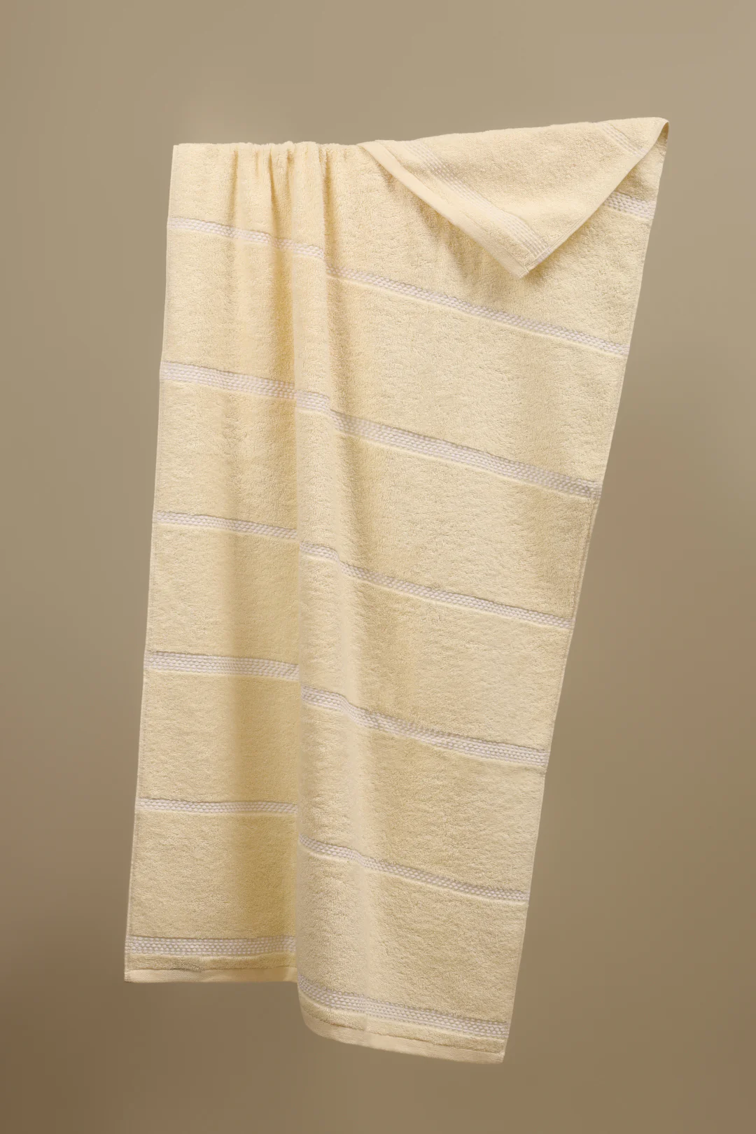 Bath Towel - 4014 - Image 2