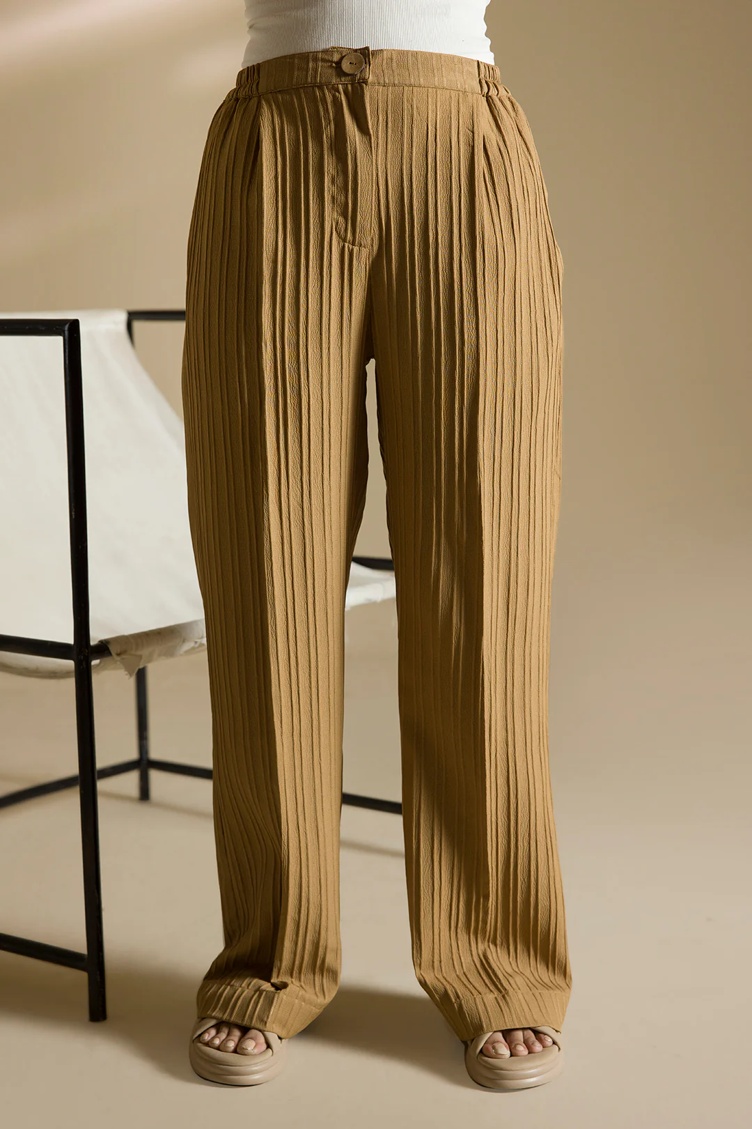 Bottom - 1655 - Image 5