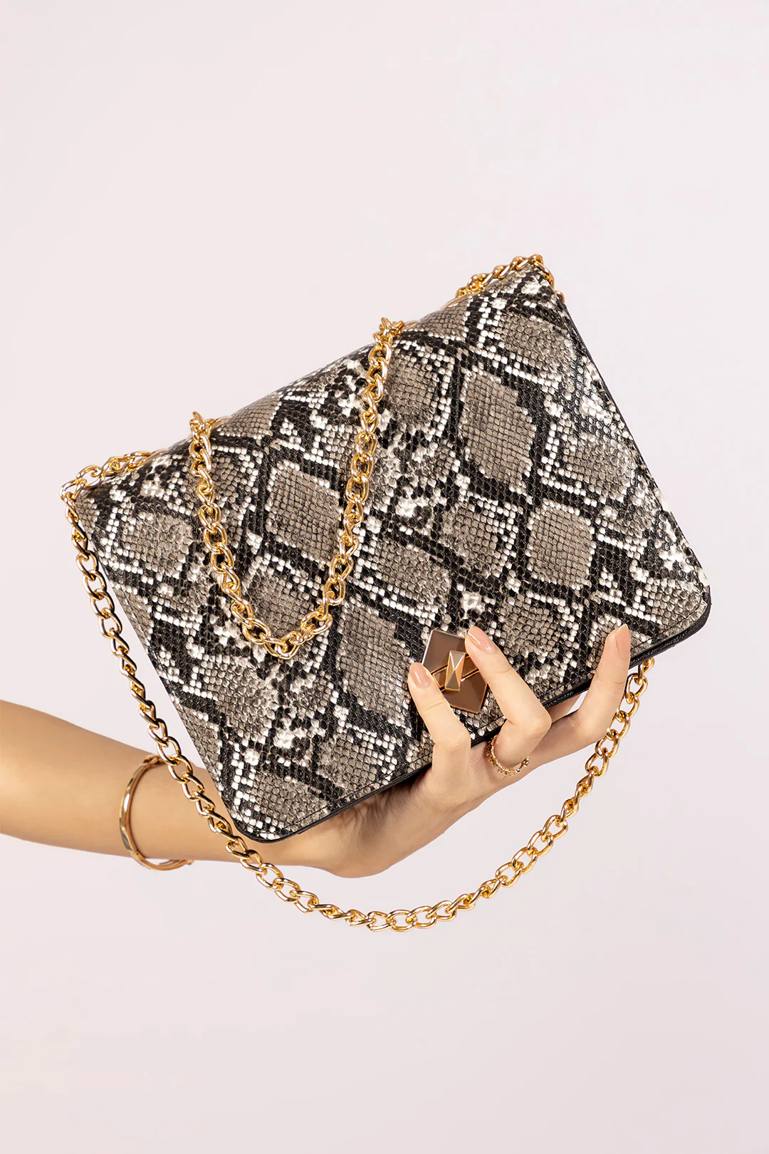 Cross-Body Bag - E132 - Image 6
