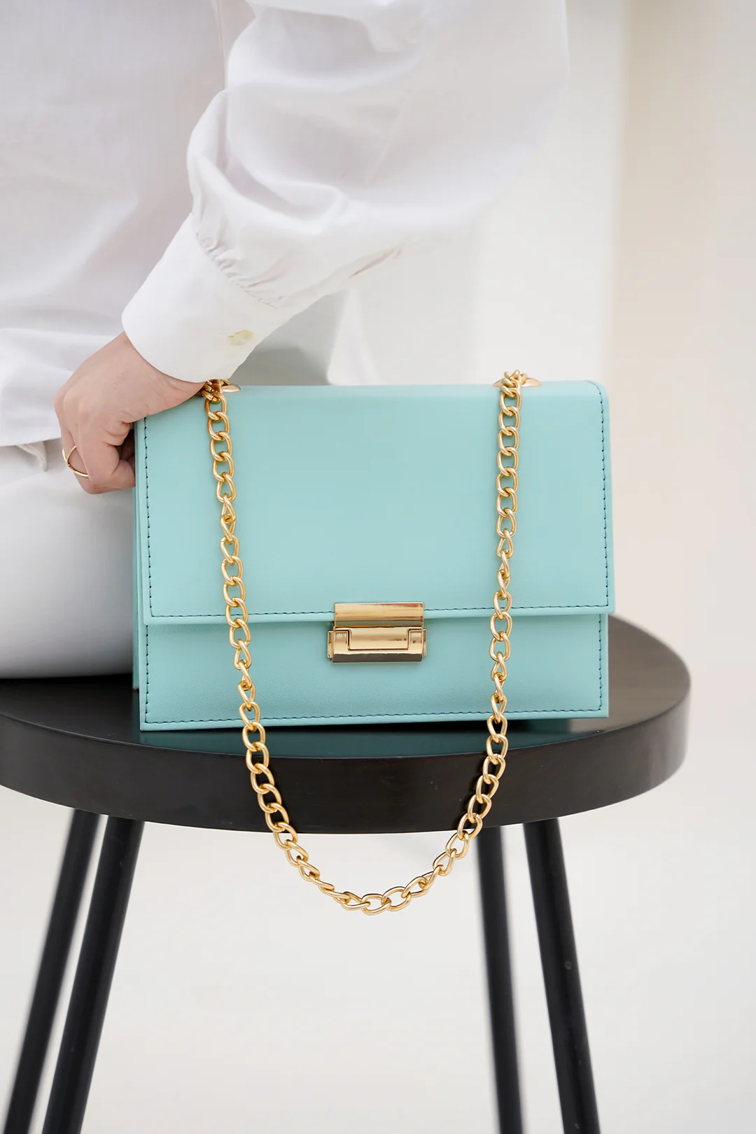 Cross-Body Bag - E187 - Image 7