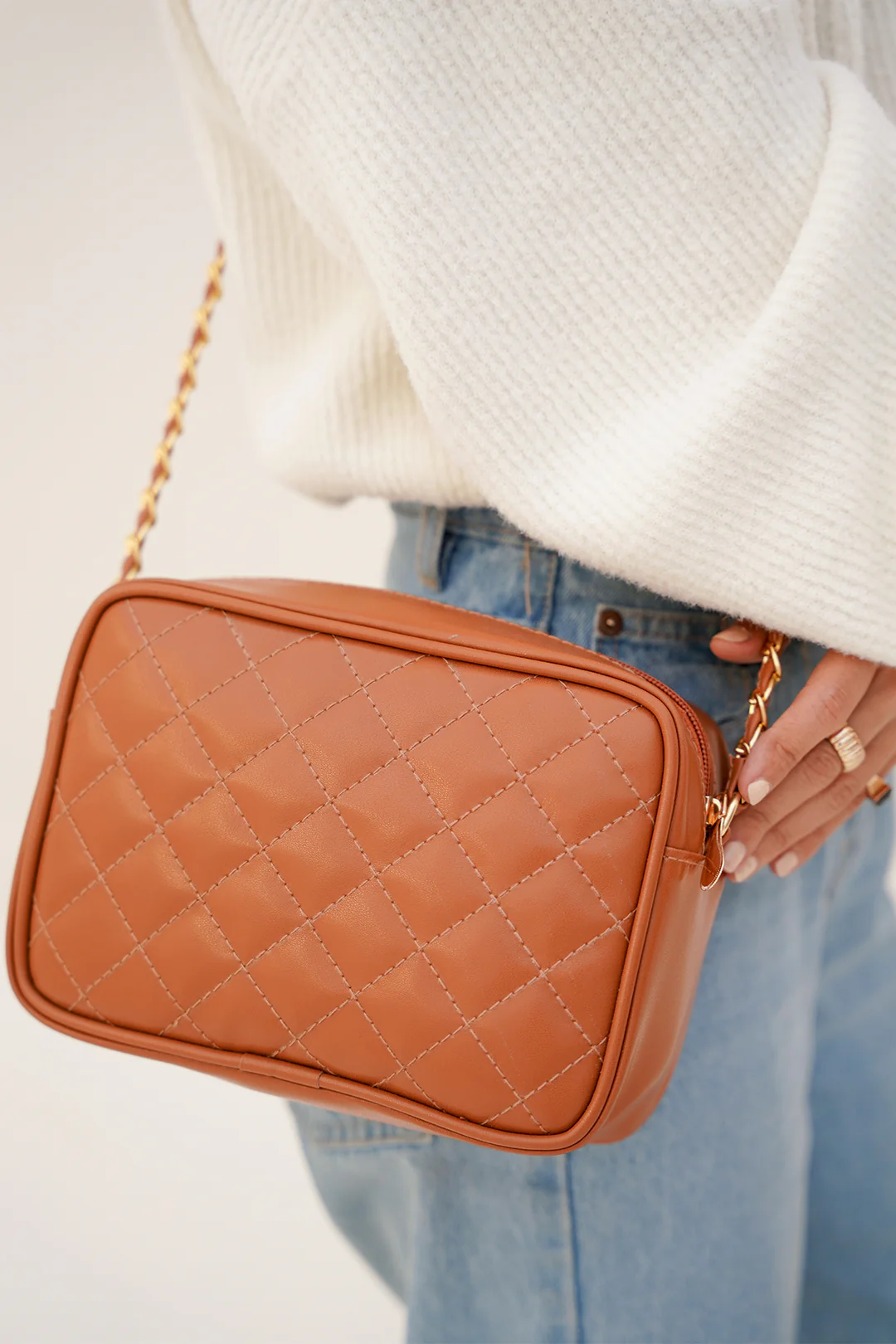 Cross-Body Bag - E197 - Image 9