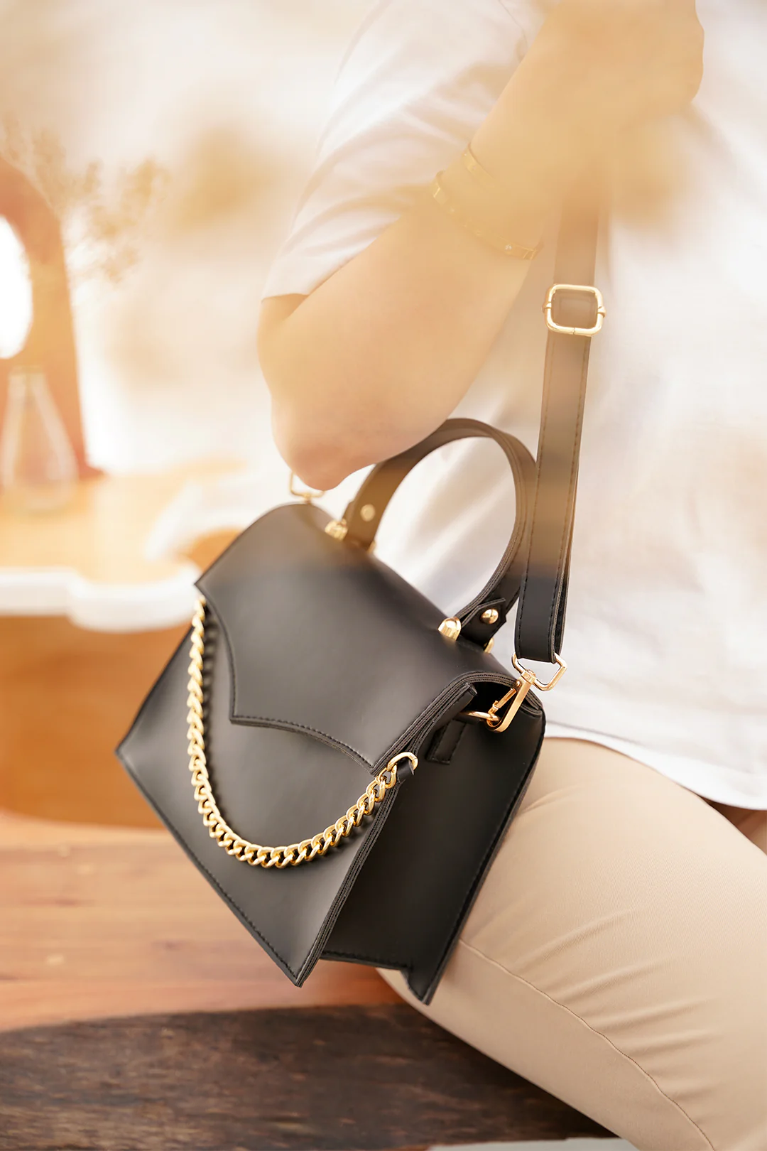 Cross-Body Bag - E206 - Image 10