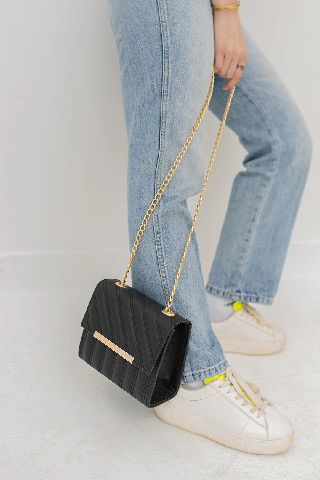 Cross-Body Bag - E229 - Image 20