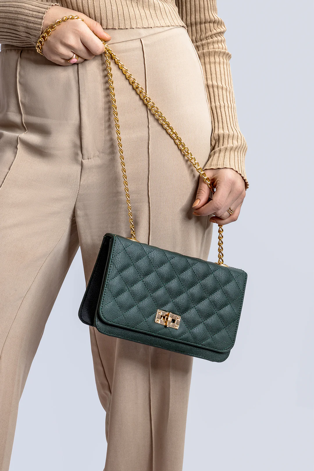 Cross-Body Bags - E149 - Image 4