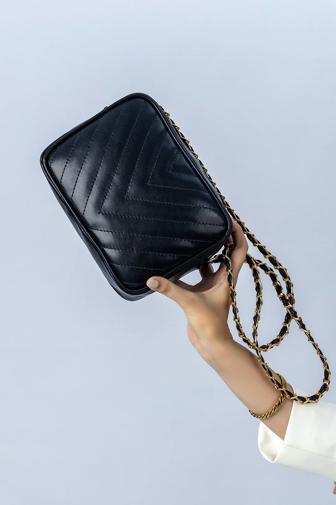 Cross-Body Bags - E184 - Image 2