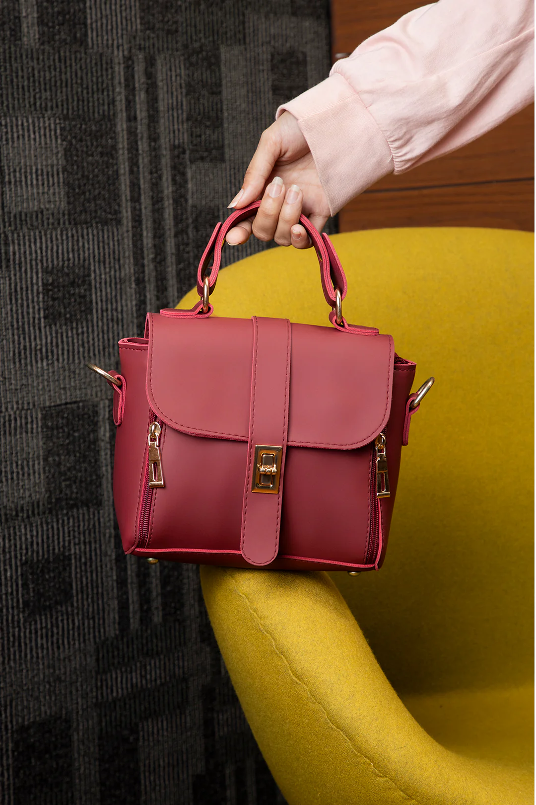 Cross-Body Bags - E193 - Image 24