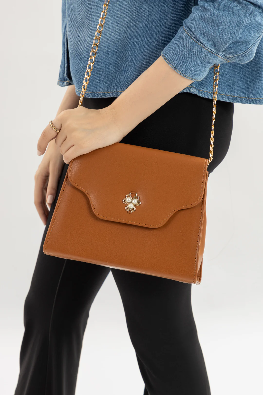 Cross-Body Bags - E256 - Image 10