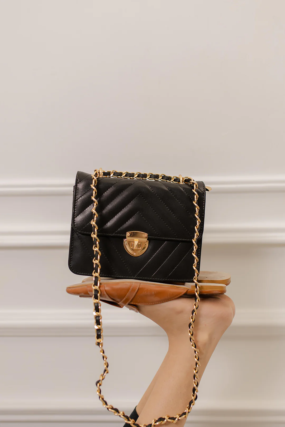 Cross-Body Bags - E257 - Image 24