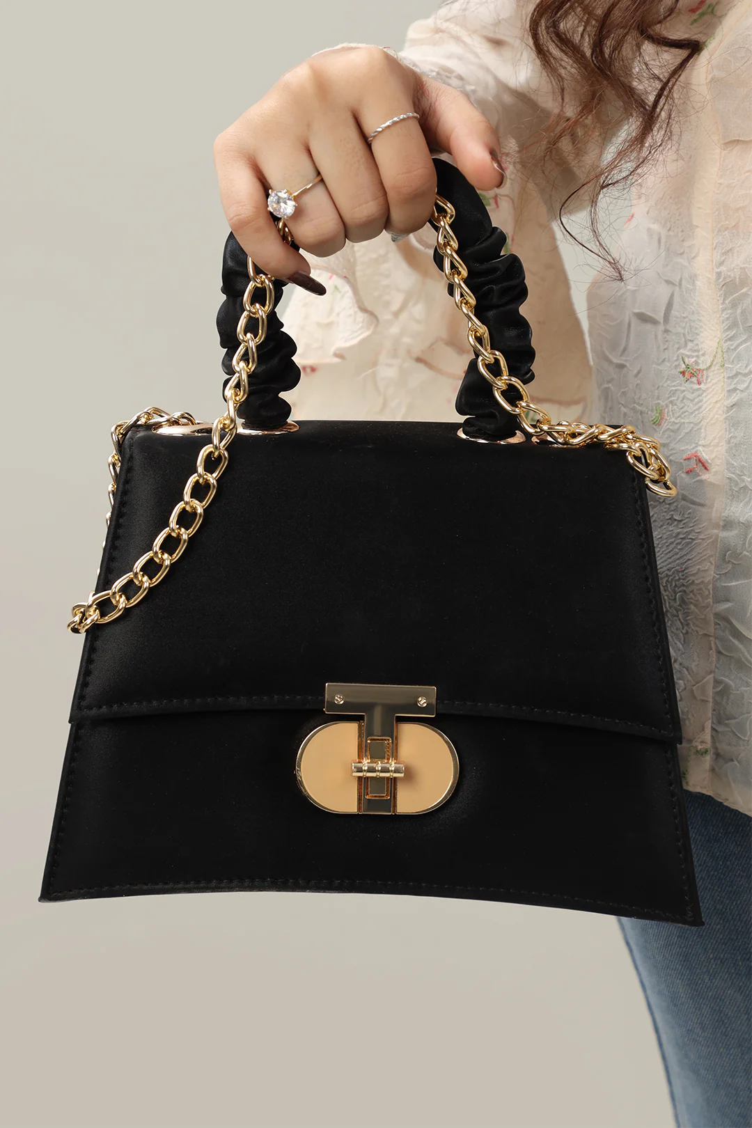 Cross-Body Bags - E287 - Image 10