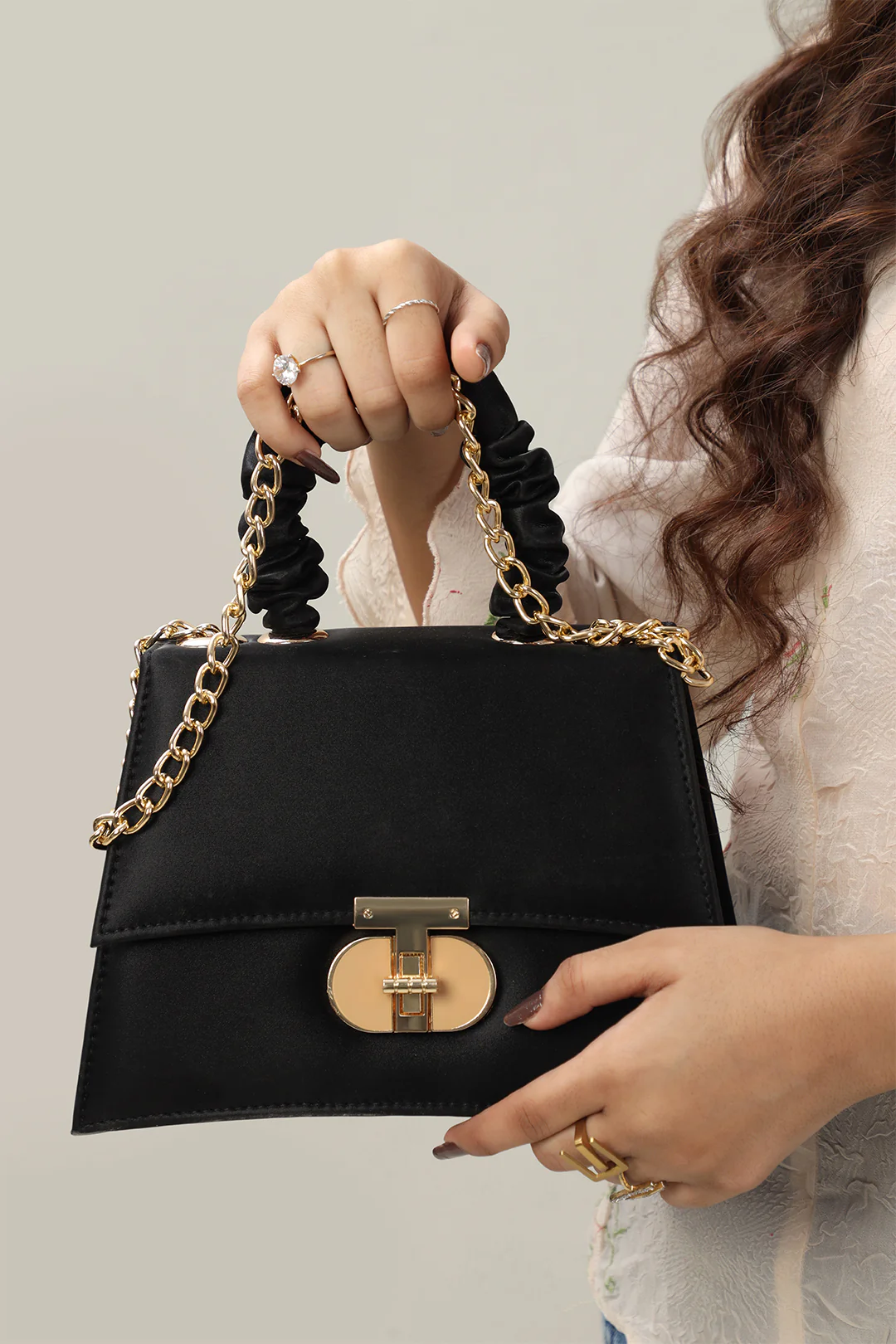 Cross-Body Bags - E287 - Image 12