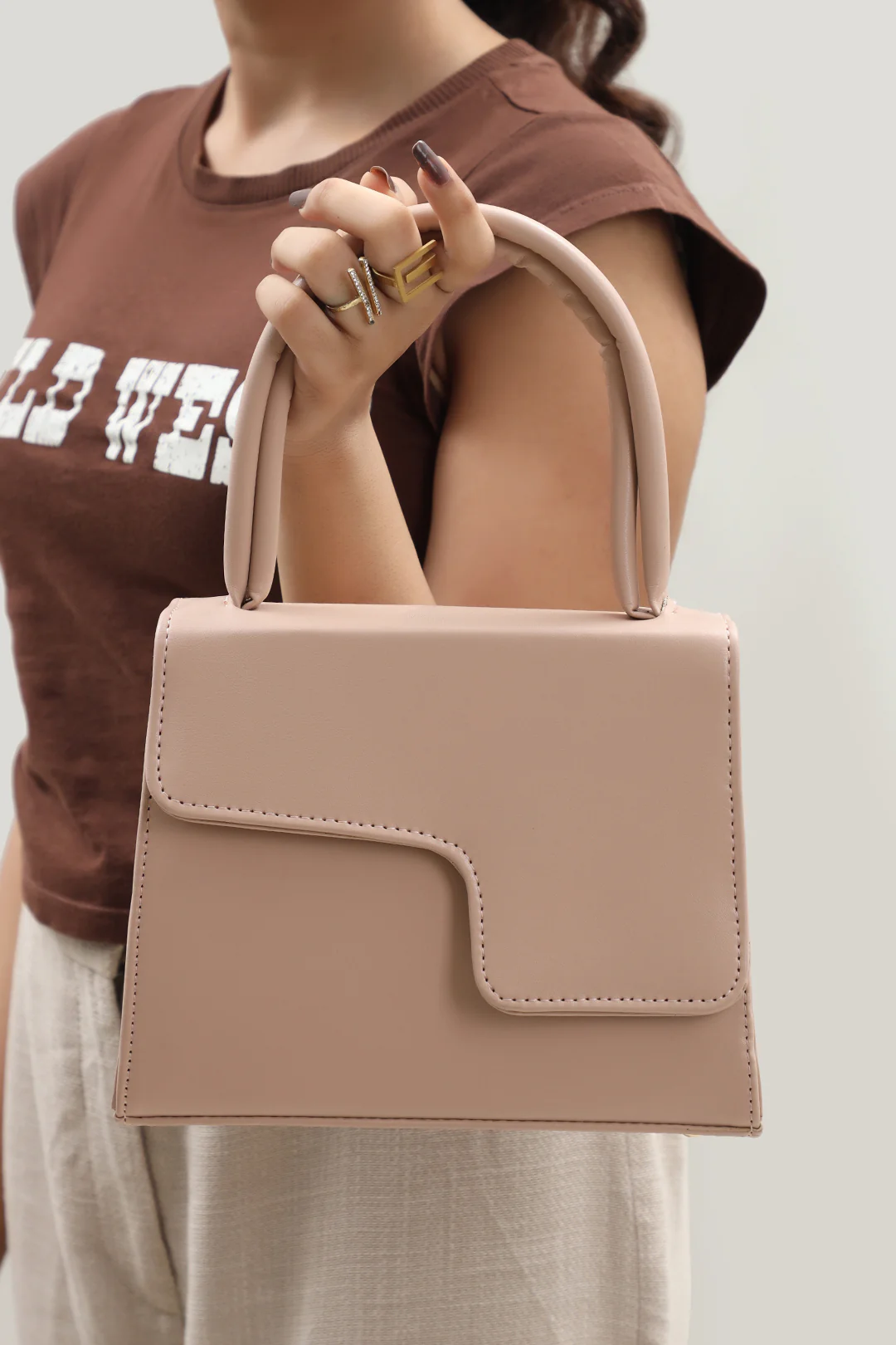 Cross-Body Bags - E304 - Image 10