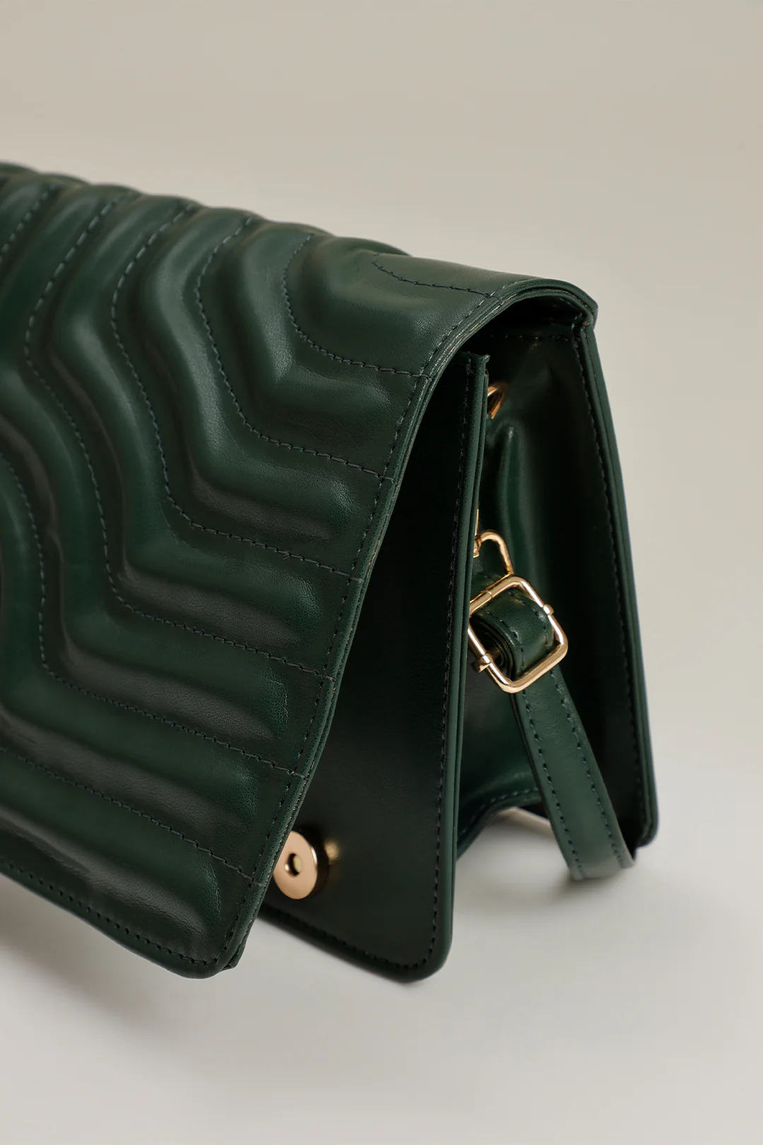 Cross-Body Bags - E354 - Image 3