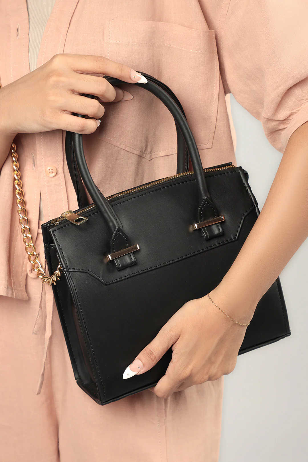 Cross-Body Bags - E384 - Image 14