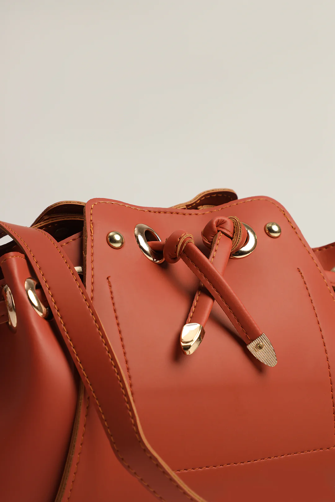Cross-Body Bags - E391 - Image 19