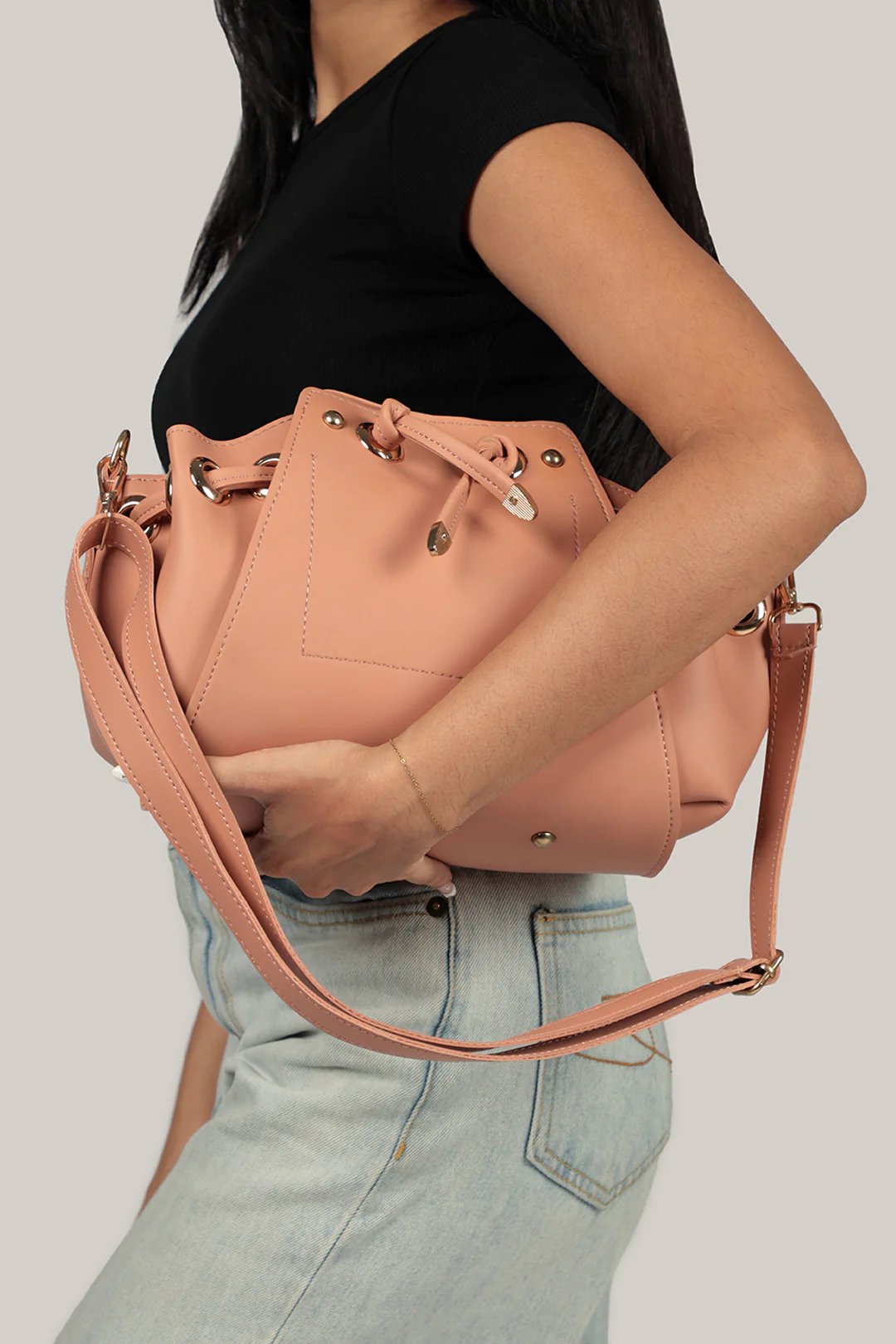 Cross-Body Bags - E391 - Image 8