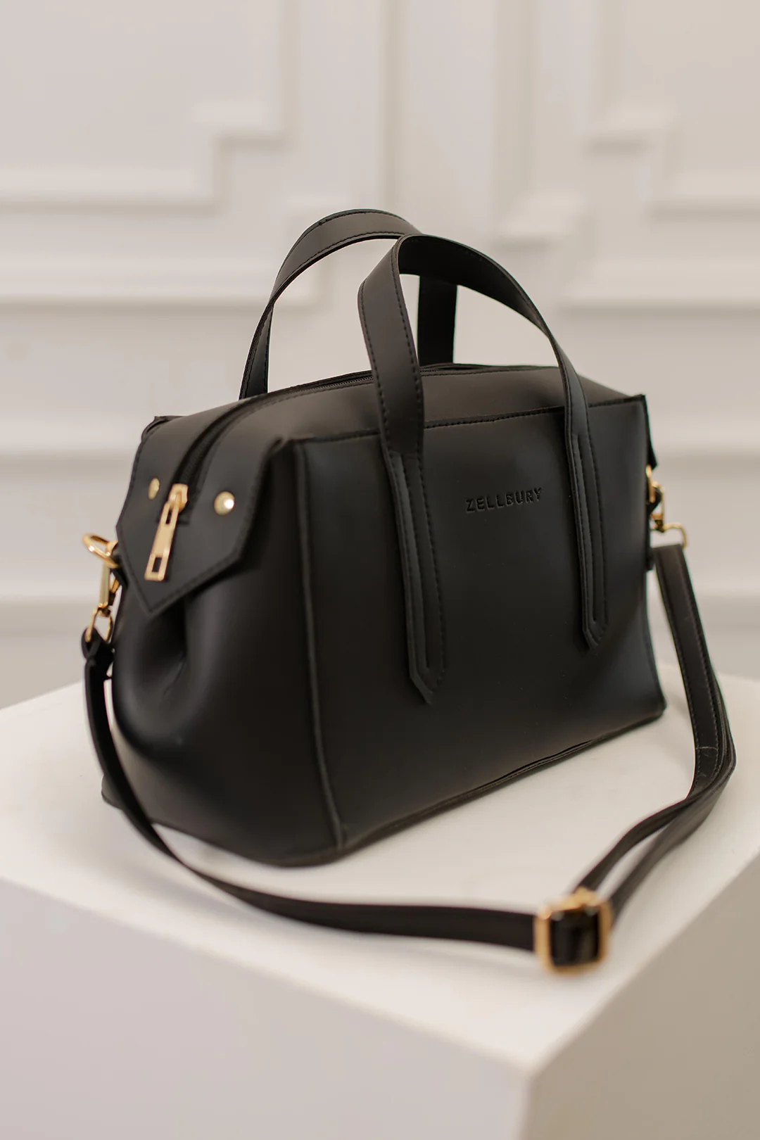 Cross-Body Bags - E403 - Image 6