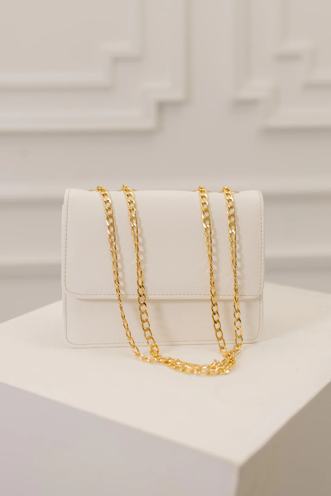 Cross-Body Bags - E406 - Image 10