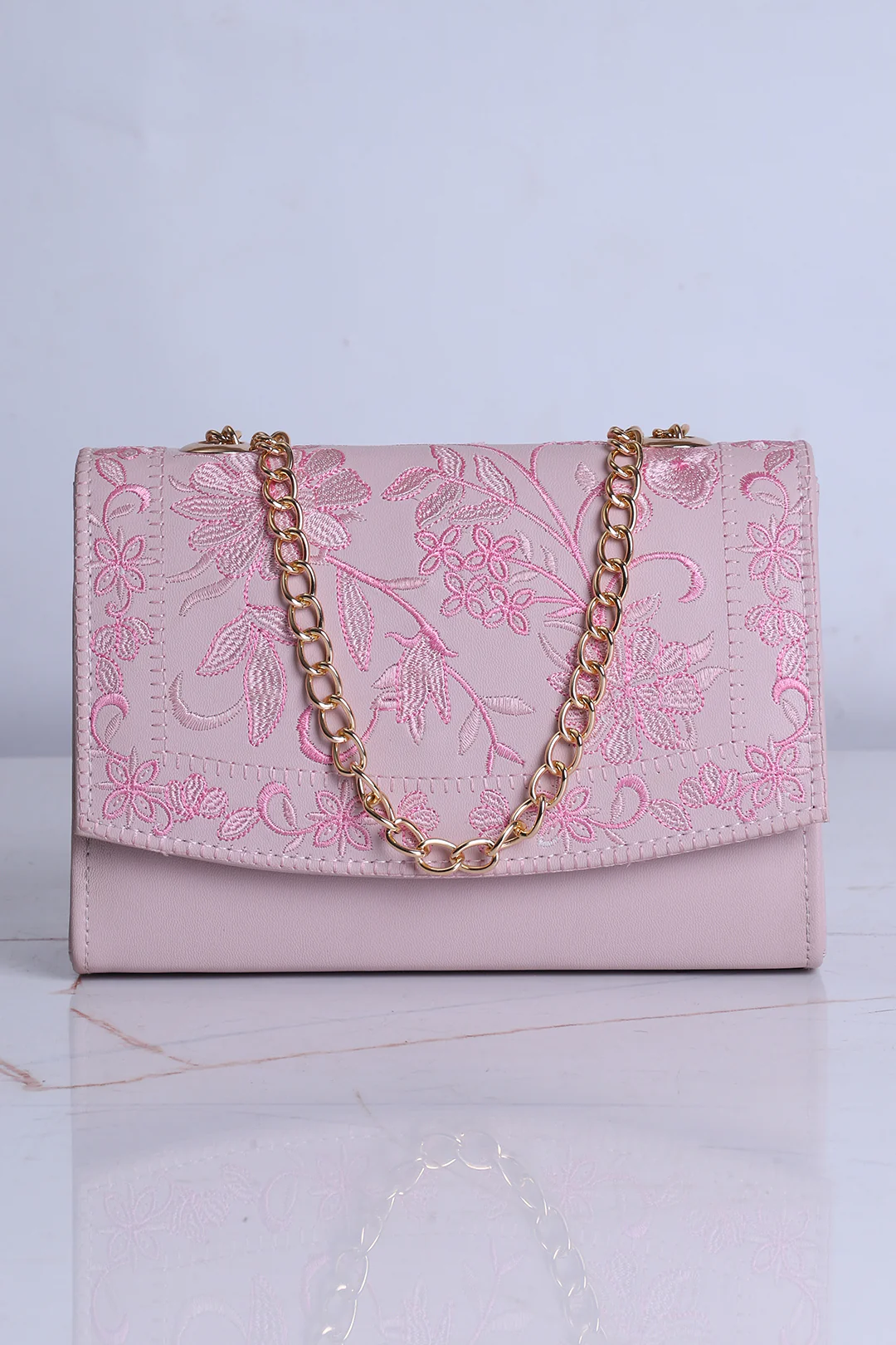 Cross-Body Bags - E505 - Image 8