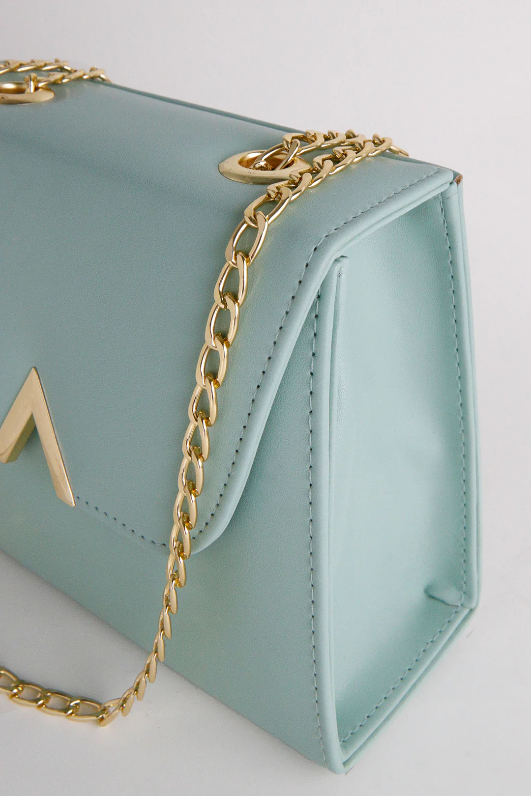 Cross-Body Bags - E558 - Image 9