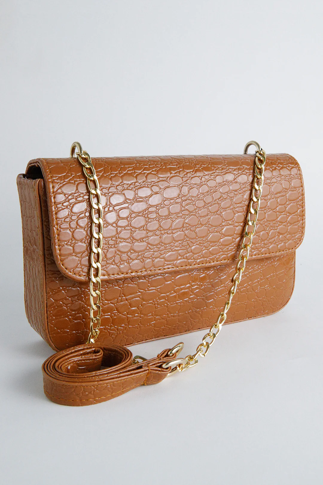 Cross-Body Bags - E568 - Image 4
