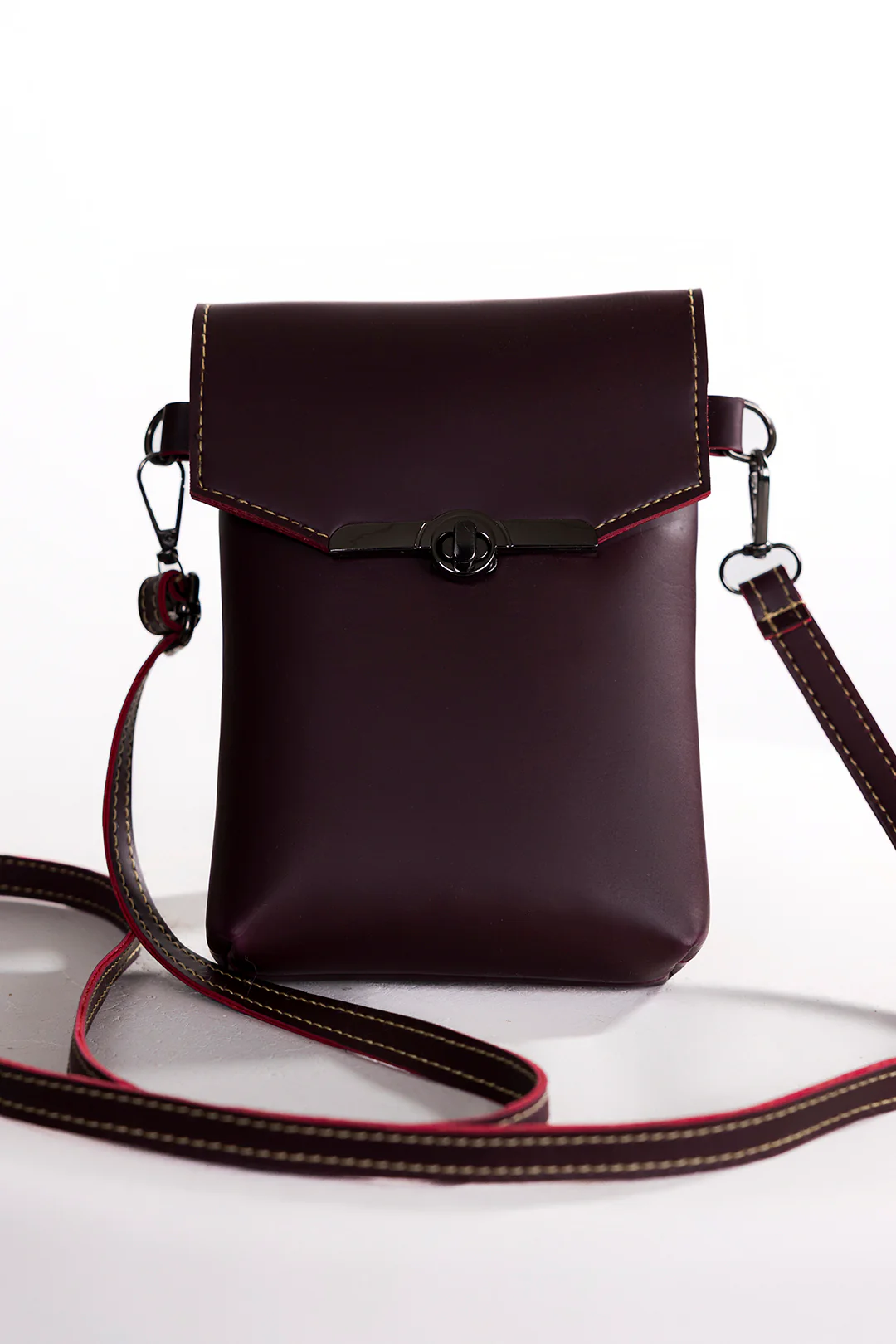 Cross-Body Bags - E581 - Image 9