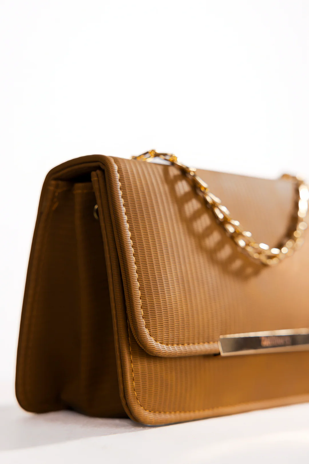 Cross-Body Bags - E591 - Image 4