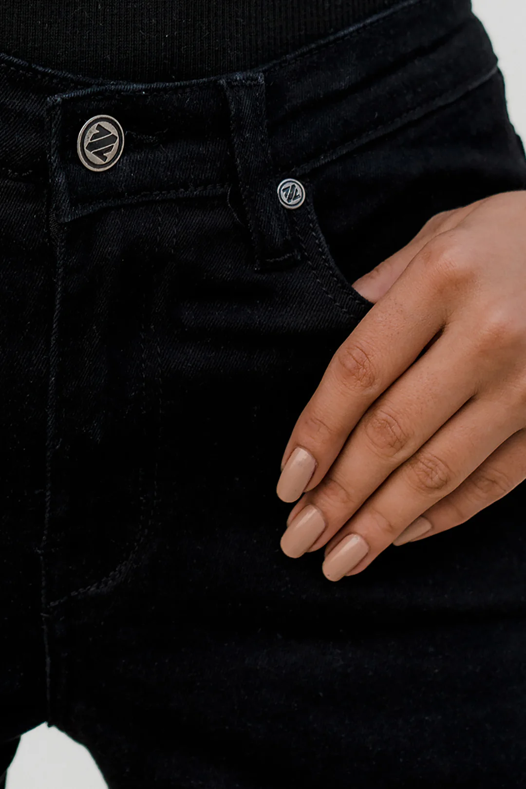 Denim - 003 - Image 4