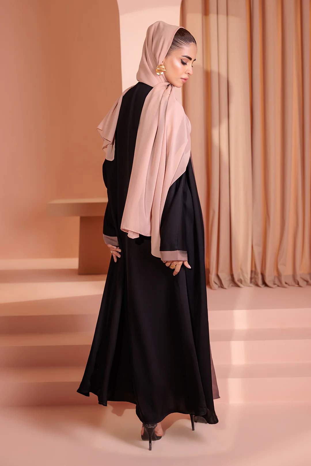 Double Upper Abaya with Contrast Inner - 5004 - Image 10