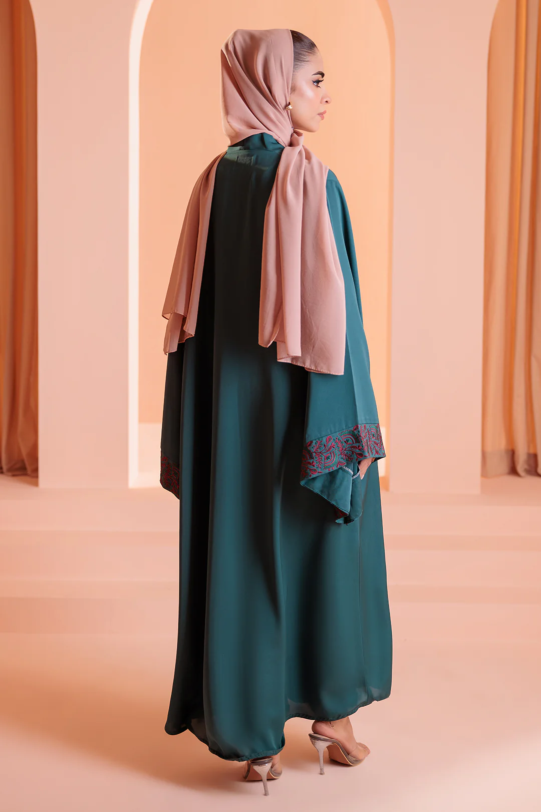 Embroidered Button Through Abaya - 5009 - Image 12