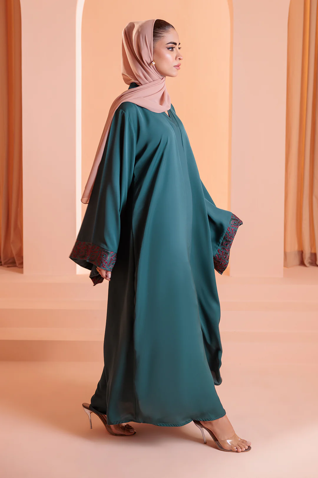 Embroidered Button Through Abaya - 5009 - Image 5