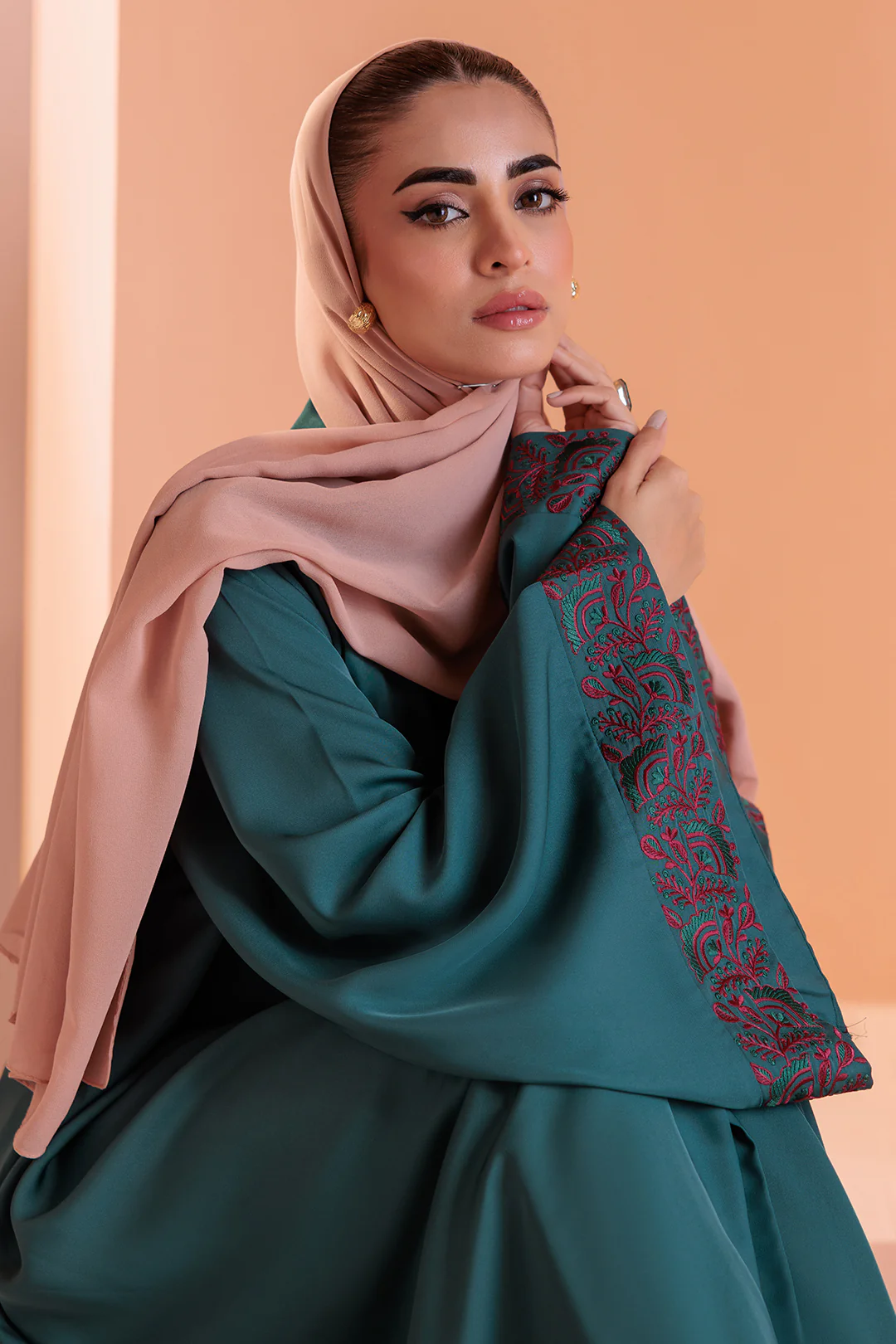 Embroidered Button Through Abaya - 5009 - Image 8