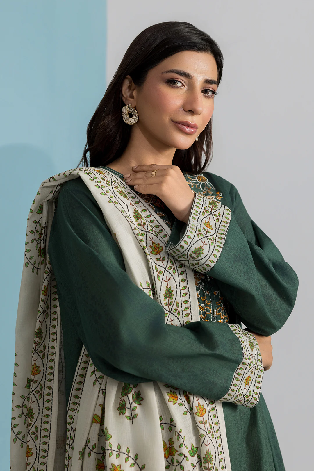 Embroidered Kurta Dupatta Trouser - 2887 - Image 2