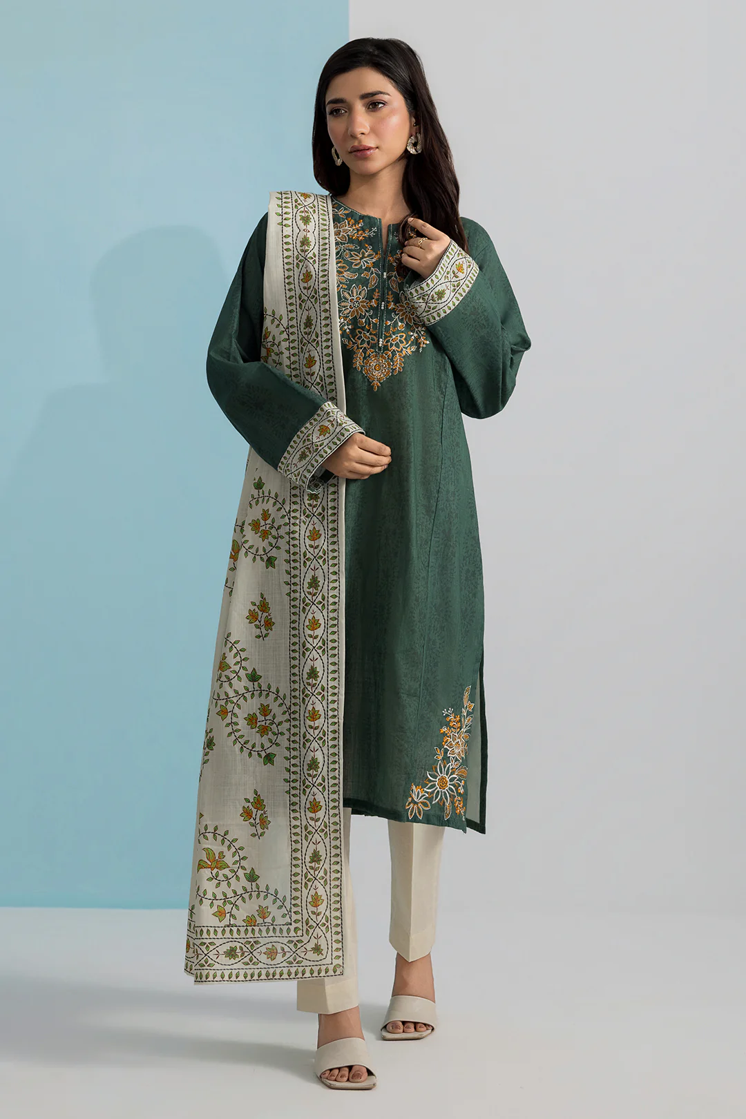 Embroidered Kurta Dupatta Trouser - 2887 - Image 3