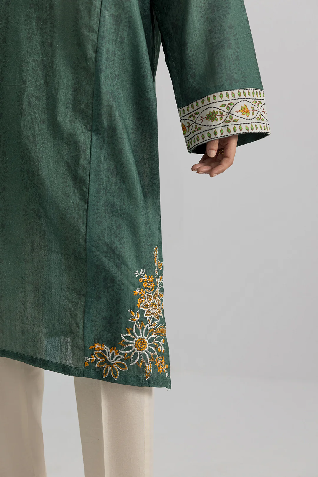 Embroidered Kurta Dupatta Trouser - 2887 - Image 5