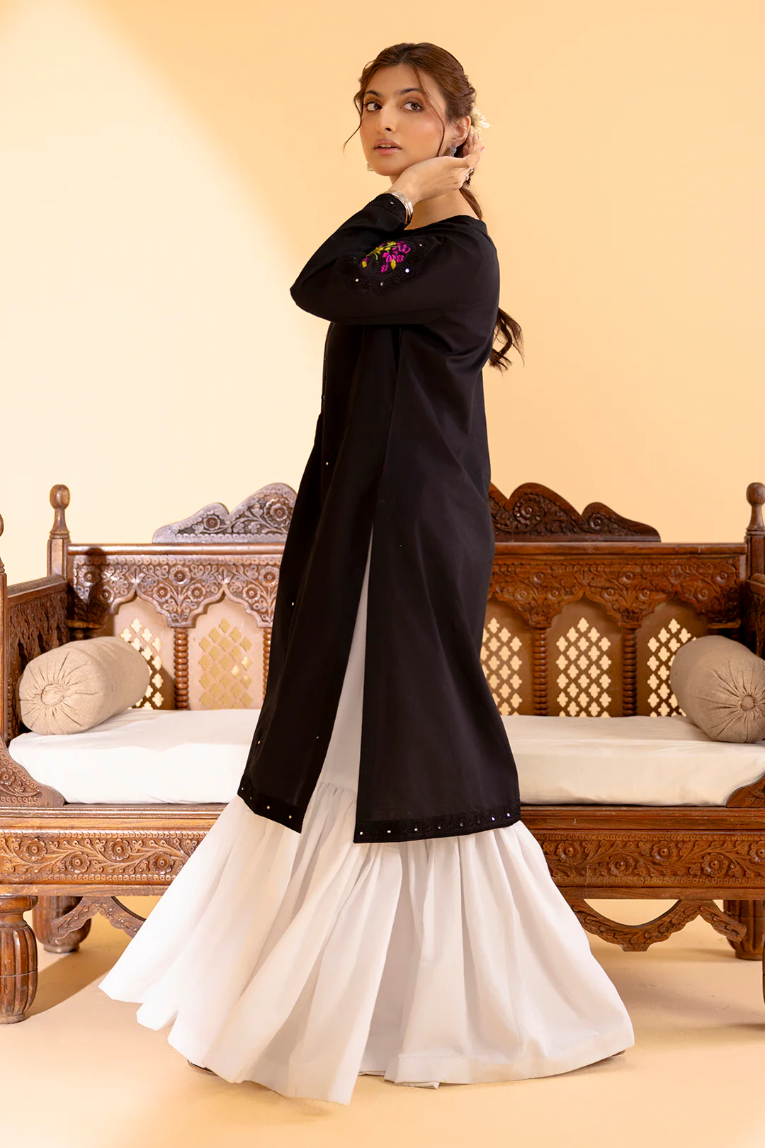 Embroidered Kurta - 2057 - Image 5