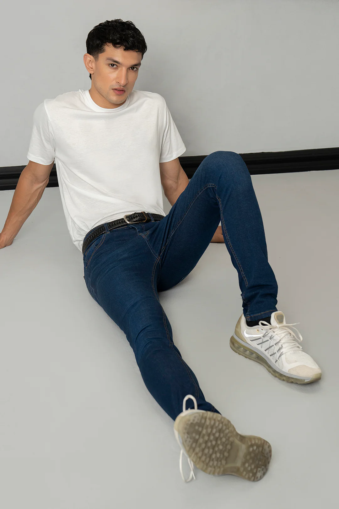 Essential Denim - F001 - Image 5