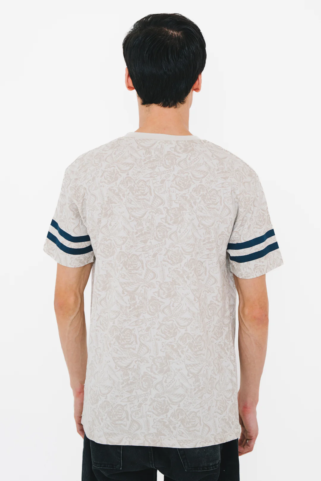 Graphic T-Shirt - R046 - Image 5