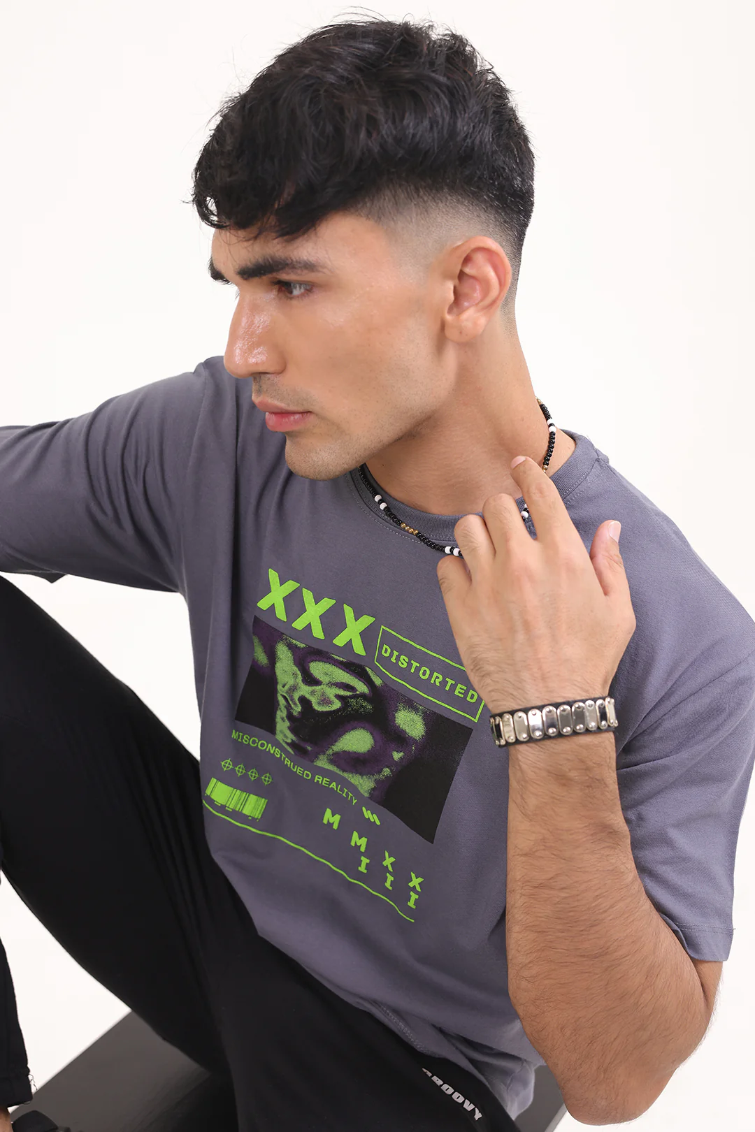 Relax Graphic T-Shirt - X010 - Image 2
