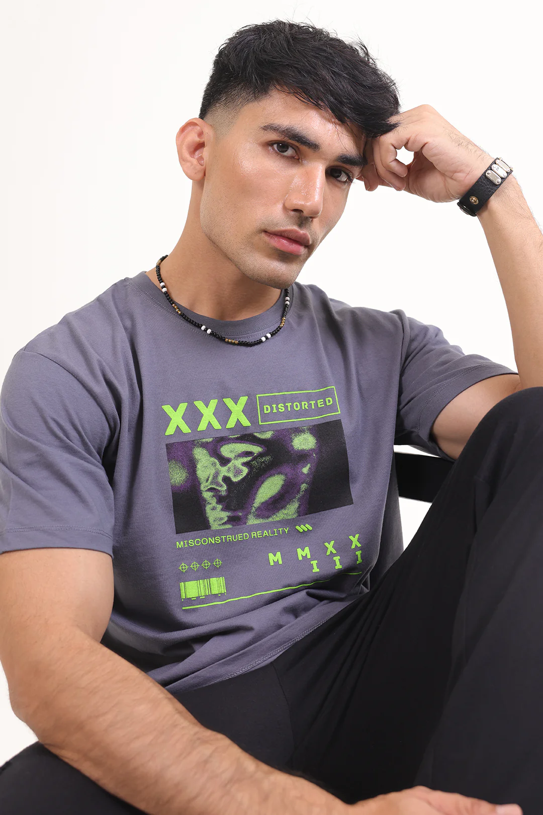 Relax Graphic T-Shirt - X010 - Image 5