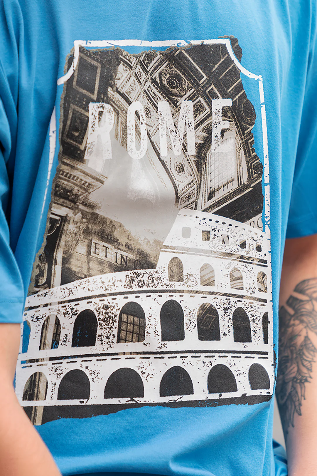 Relax Graphic T-Shirt - X027 - Image 4