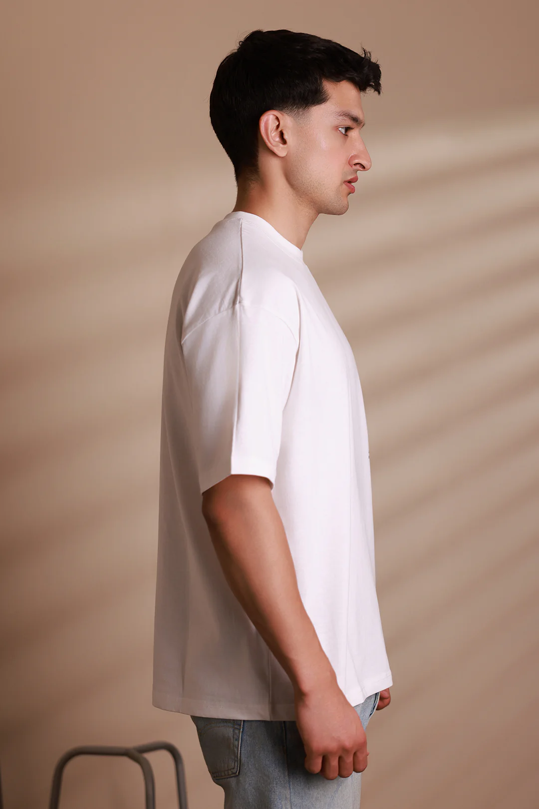 Oversized Graphic T-Shirt - D005 - Image 3