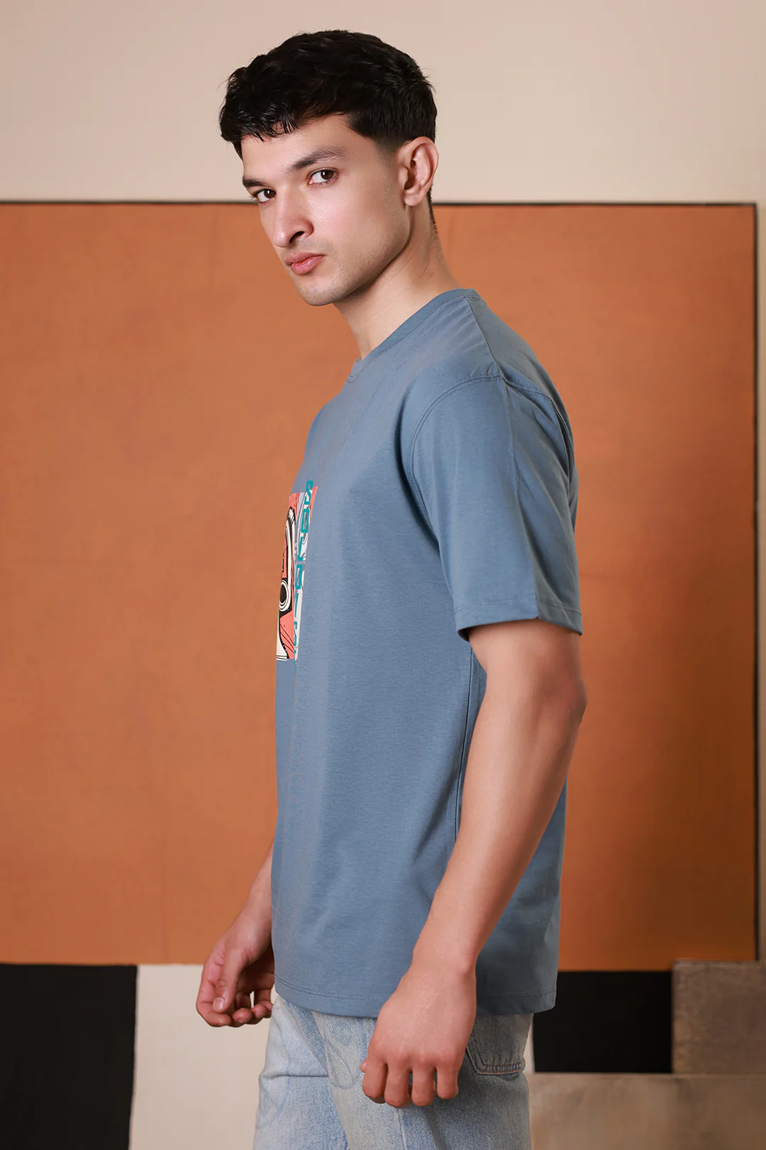 Graphic T-Shirt - R077 - Image 4