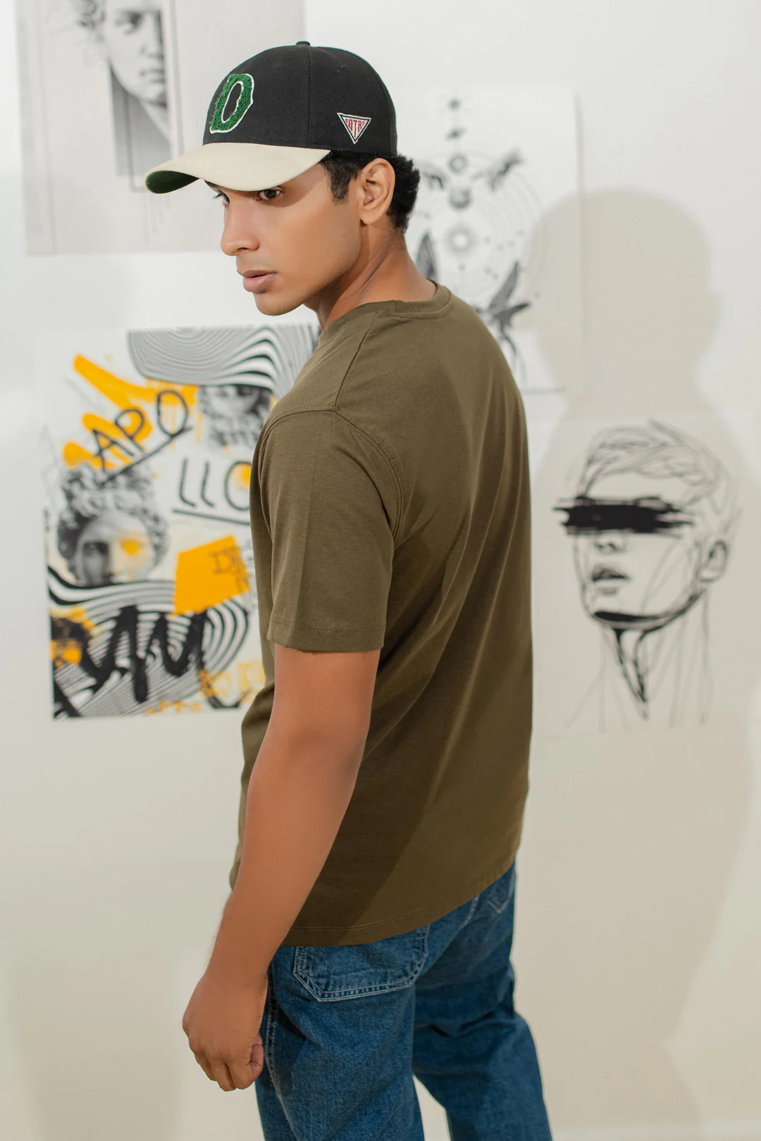 Graphic T-Shirt - R104 - Image 3