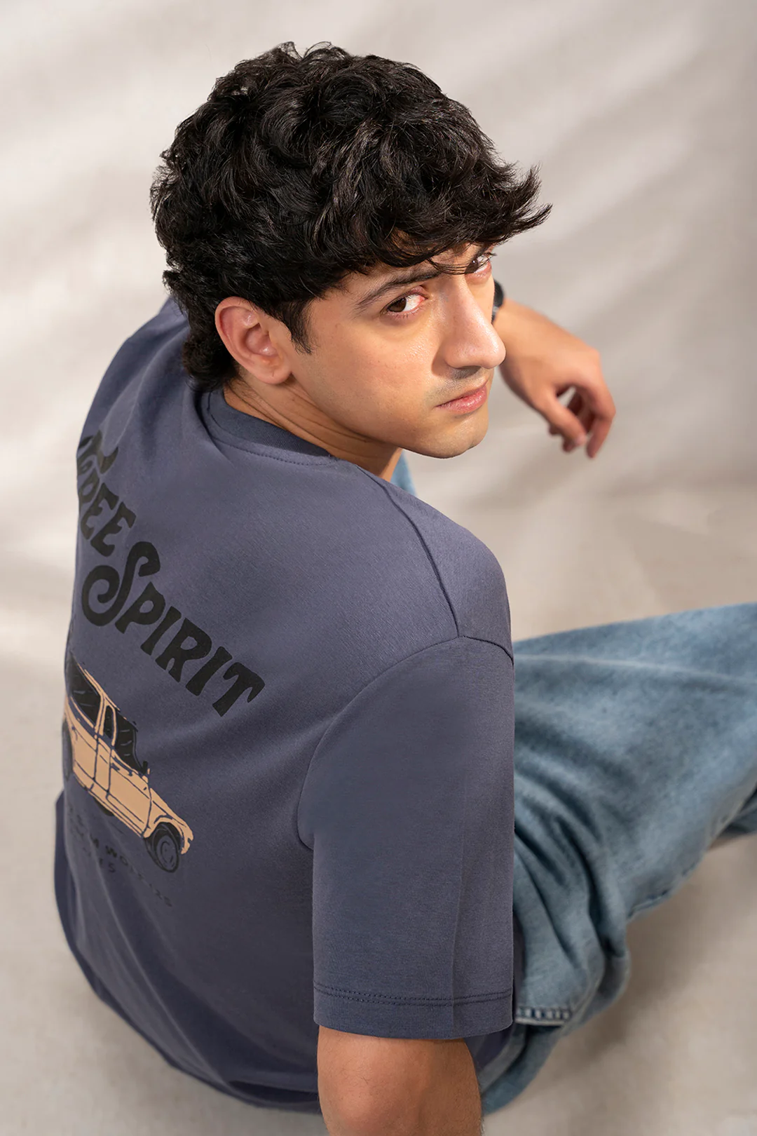 Graphic T-Shirt - R141 - Image 3