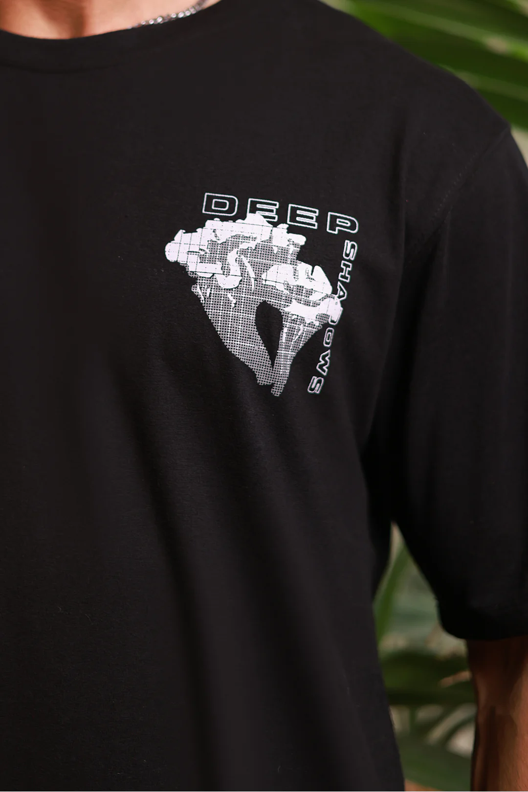 Relax Graphic T-Shirt - X013 - Image 3