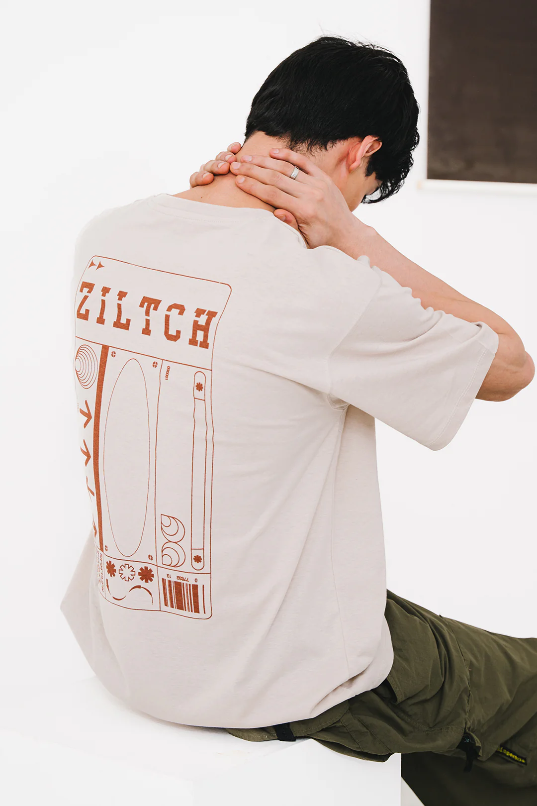 Relax Graphic T-Shirt - X081 - Image 8