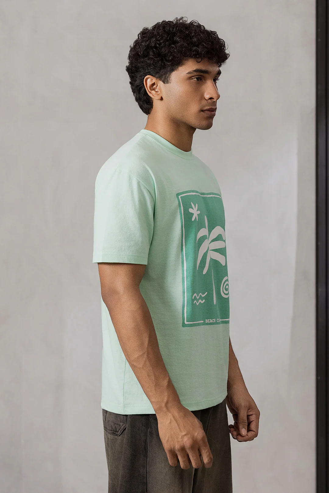Graphic T-Shirt - R084 - Image 4