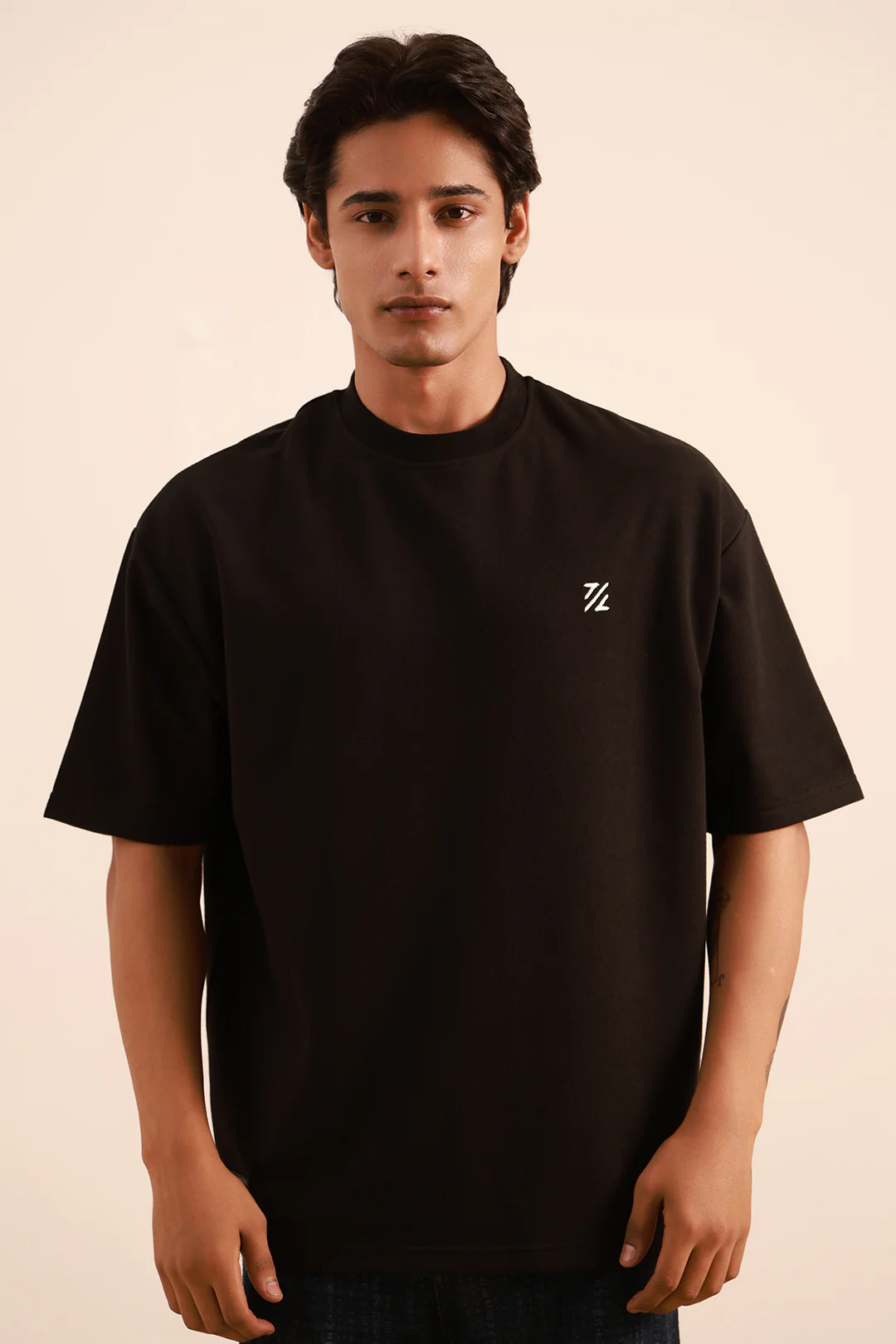 Oversized Graphic T-Shirt - 4001 - Image 4